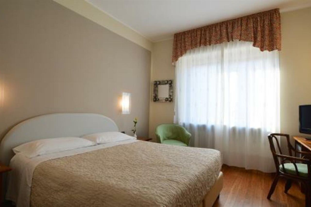 Western Crimea Hotel